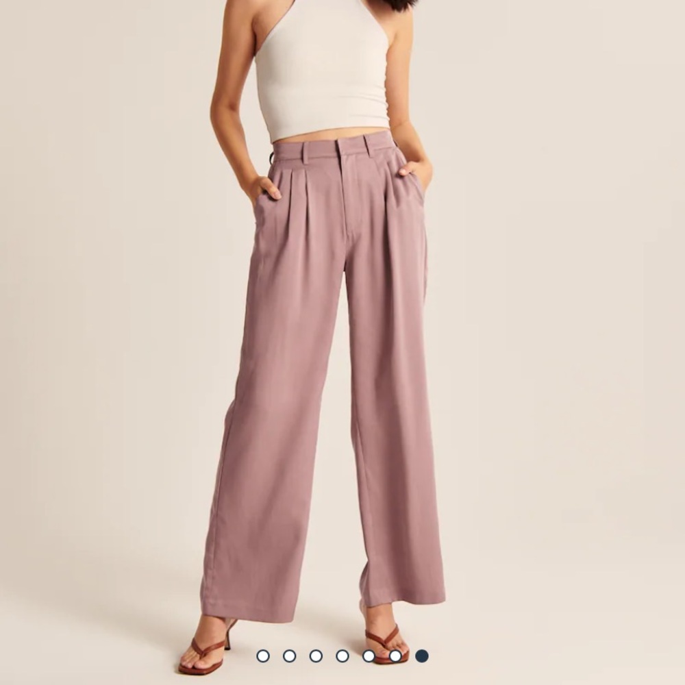 Abercrombie & Fitch Tailored Wide Leg Pants